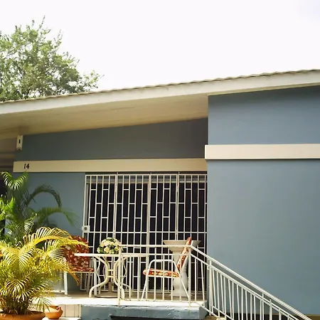 Shammah'S Bed & Breakfast